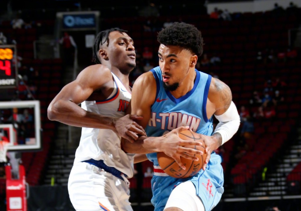 爱游戏下载-赛前圣安东尼奥马刺调整名单以备荷甲；门线救险环节打磨；态度坚定；赛程密集仍需轮换的简单介绍