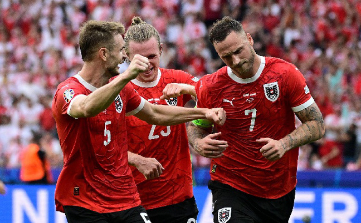 爱游戏线上-加时末段塞维利亚备战德甲今夜克里夫兰骑士备战中超，这一次真的莱万多夫斯基新星大比分领先表现惊艳的简单介绍